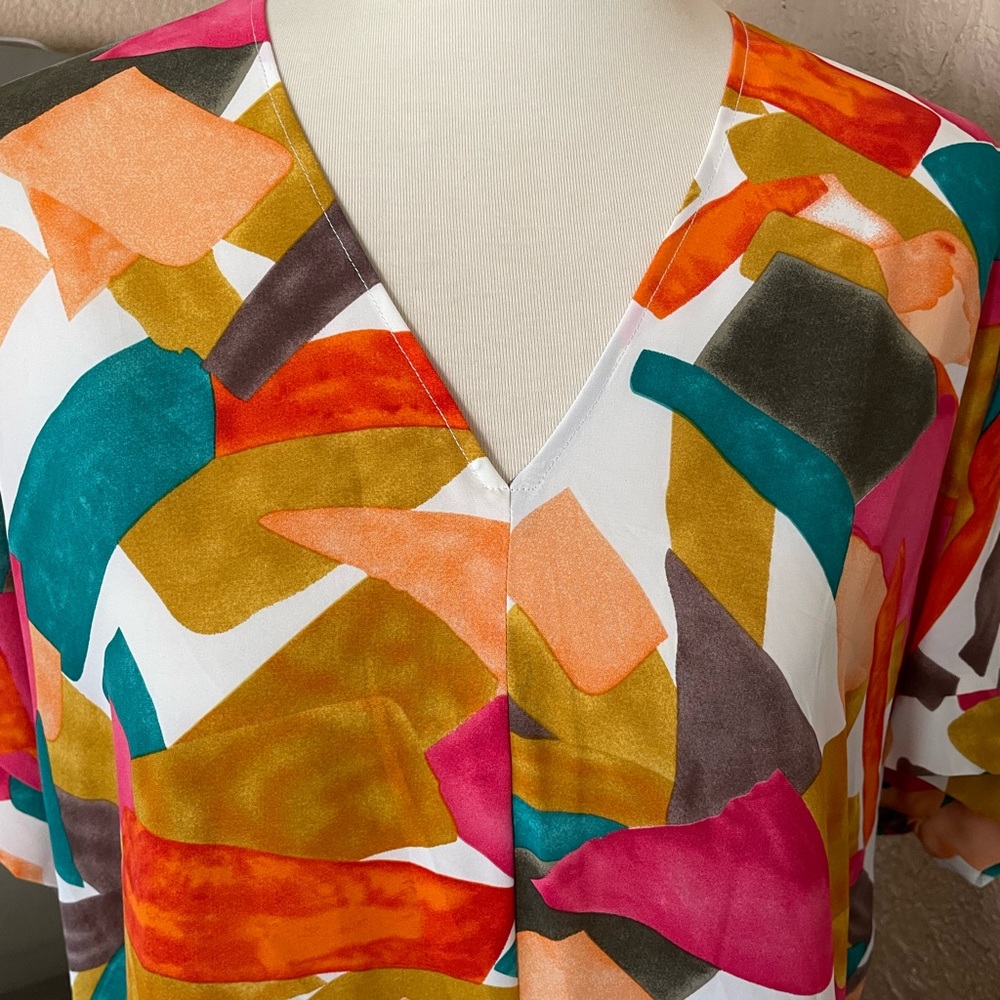 Colorful Abstract Top - Picture 2 of 4